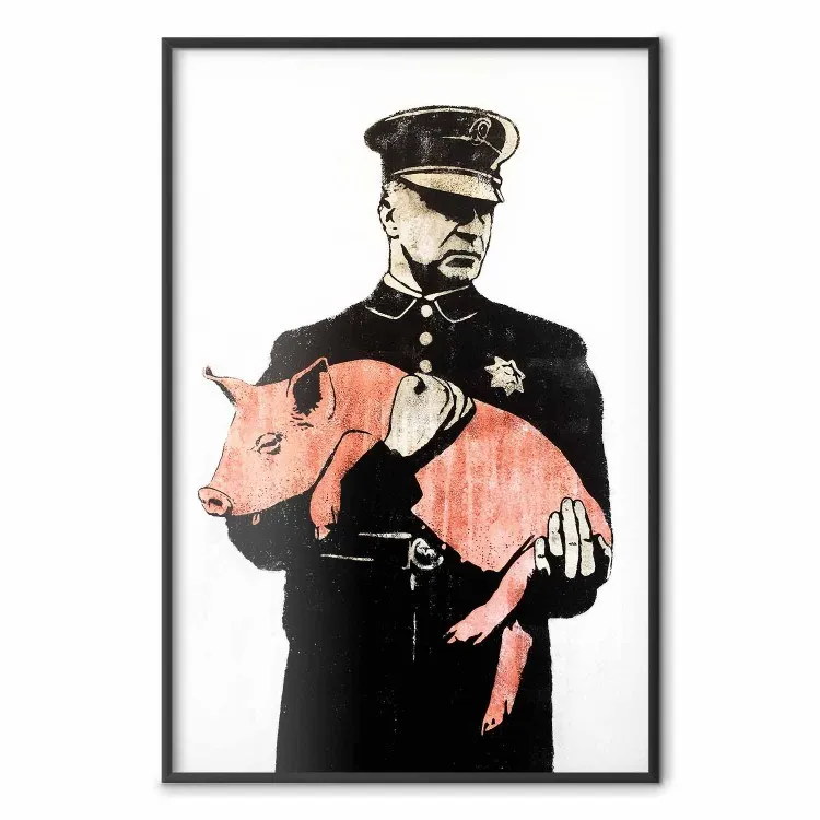 Policyjna świnia - policjant trzymający na rękach śpiącą różową świnkę