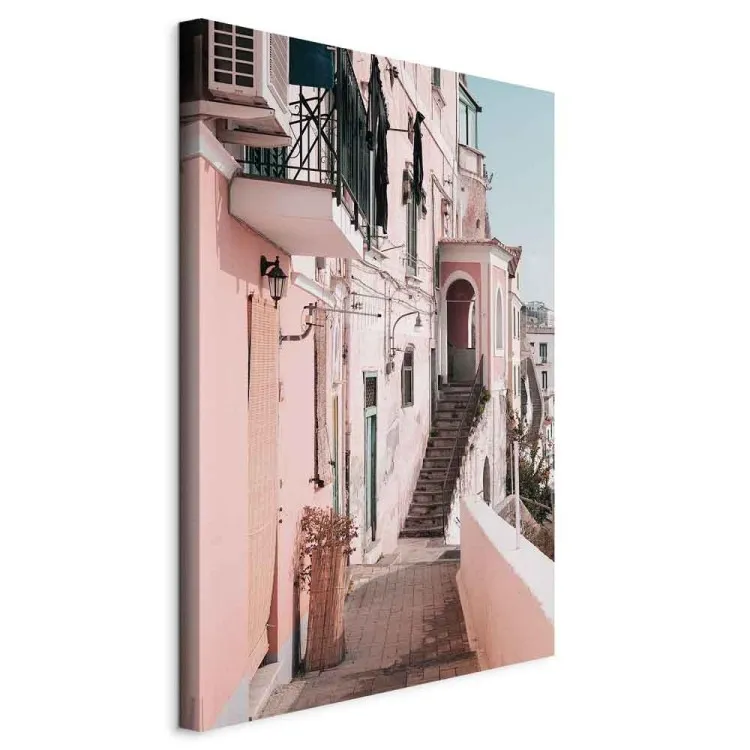 Architektura w Amalfi - pastelowy budynek w południowych Włoszech