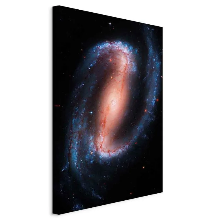 Spiralna galaktyka - gwiazdy w kosmosie widziane przez teleskop